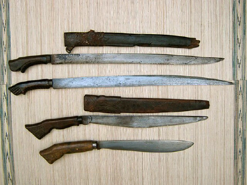 ../assets/images/Luzon_bolo_fine_steel_blade_5.jpg